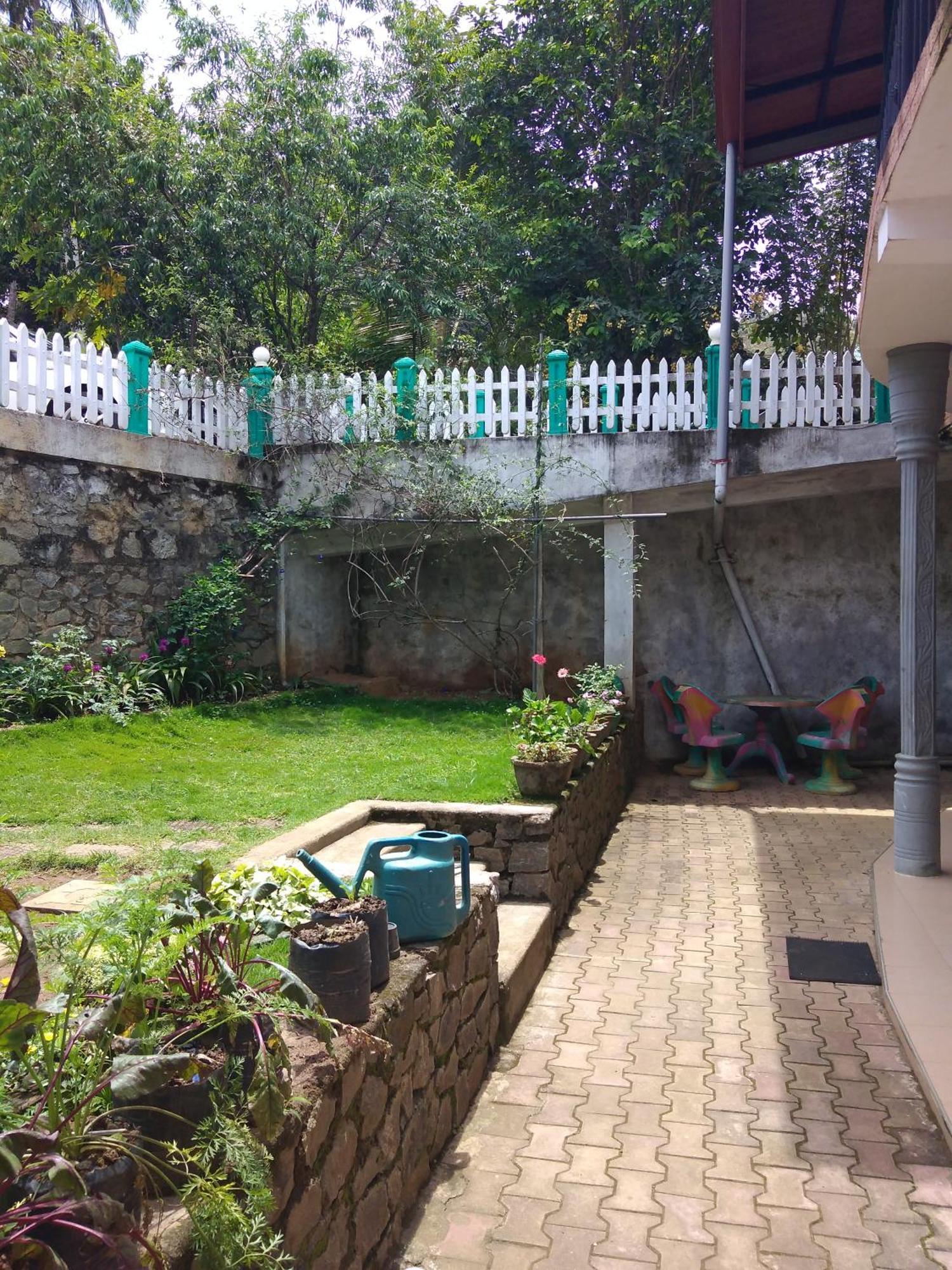 Jasmine Garden Inn Ела Екстериор снимка