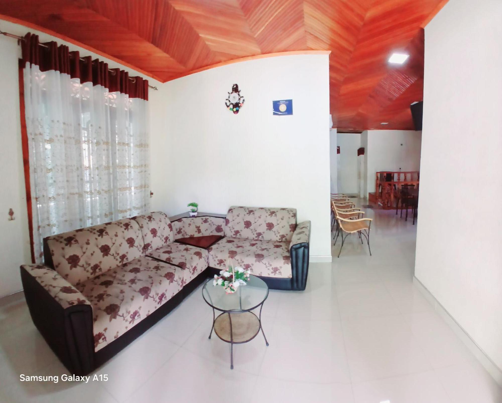 Jasmine Garden Inn Ела Екстериор снимка