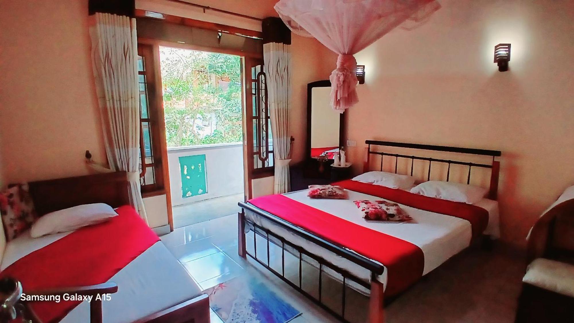 Jasmine Garden Inn Ела Екстериор снимка