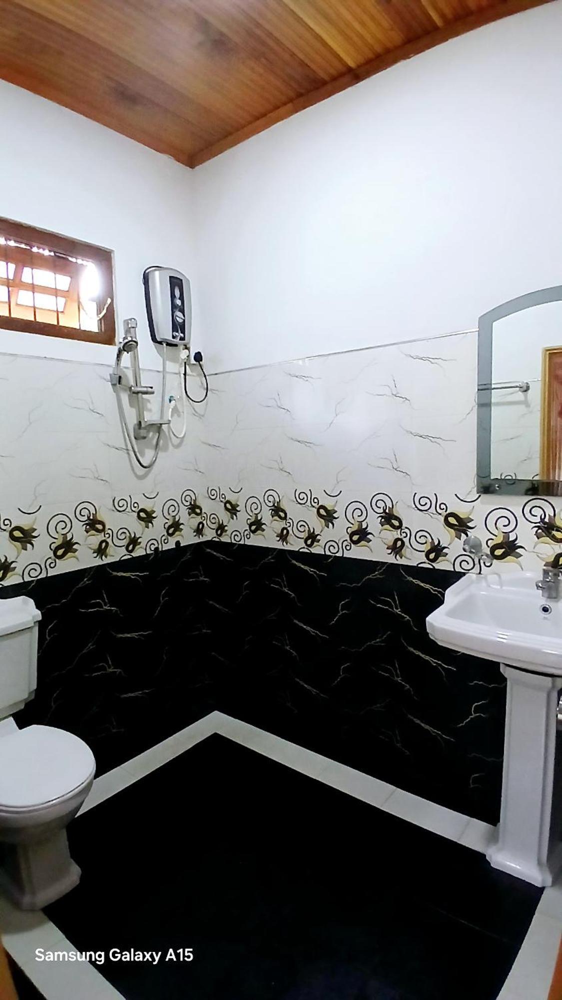 Jasmine Garden Inn Ела Екстериор снимка