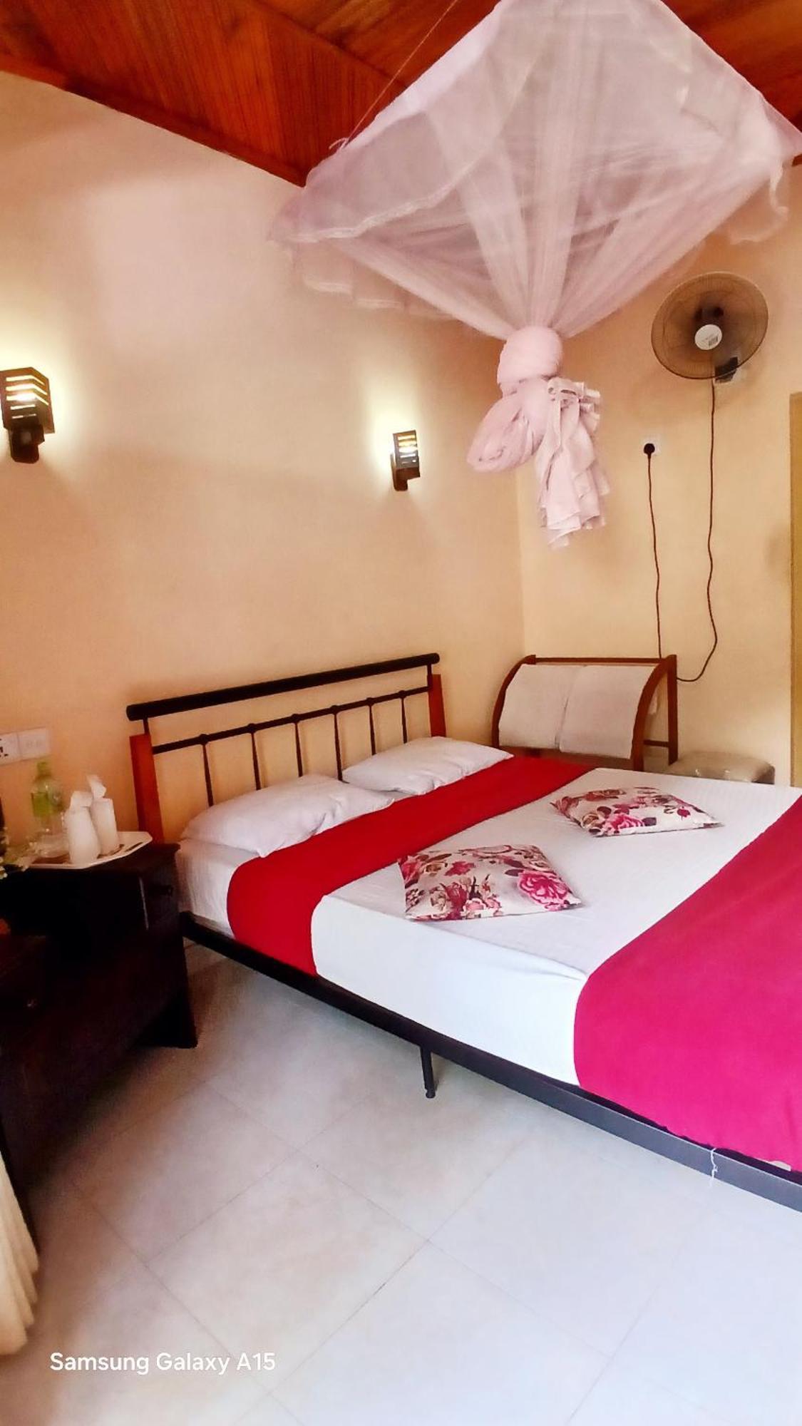 Jasmine Garden Inn Ела Екстериор снимка