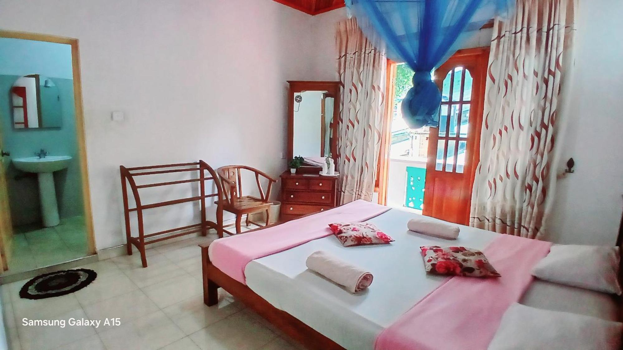 Jasmine Garden Inn Ела Екстериор снимка