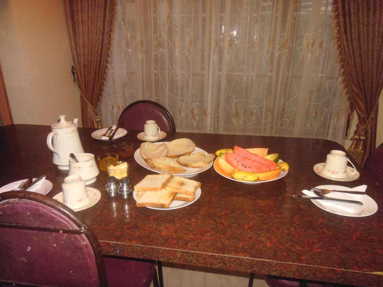 Jasmine Garden Inn Ела Екстериор снимка